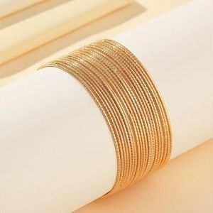 20 Solid Bangle